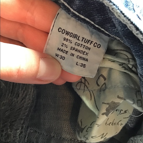 Cowgirl Tuff bootcut “Freedom” jeans size 30x35 - Picture 3 of 4